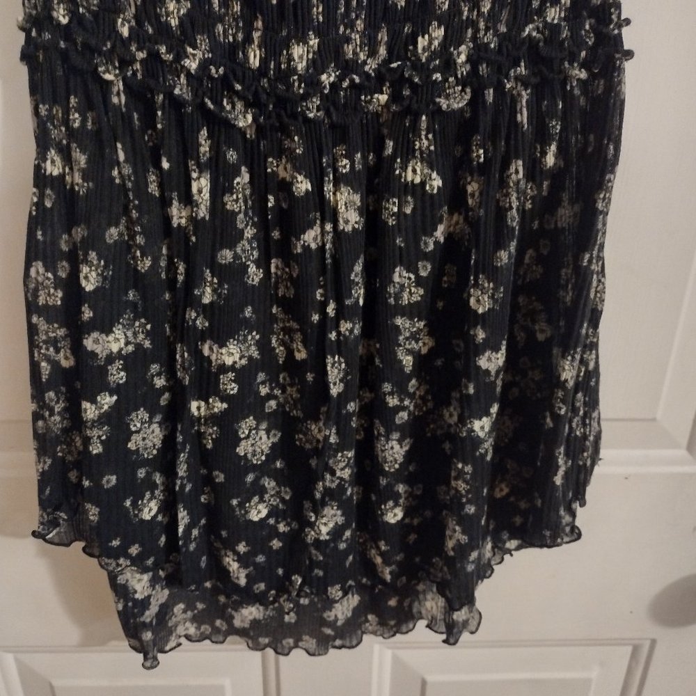 Free people light cotton top